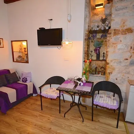 Capogrosso Palace Apartment