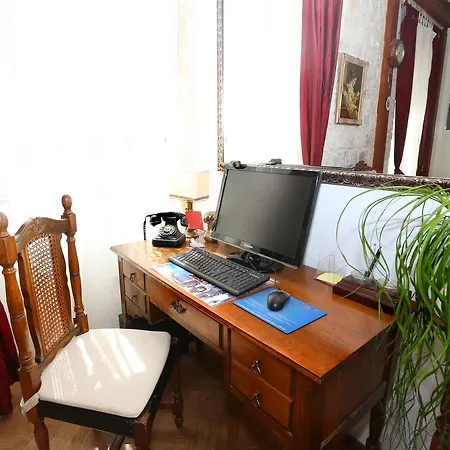 Capogrosso Palace Apartment