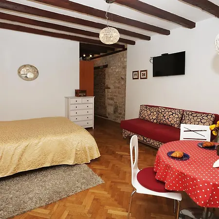 Capogrosso Palace Apartment Split